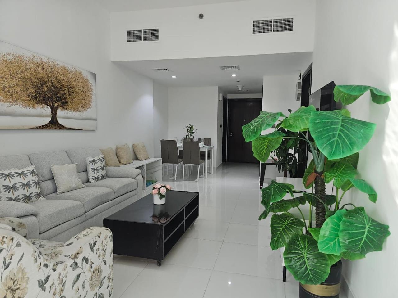 Silicon Oasis Staycation Apartment